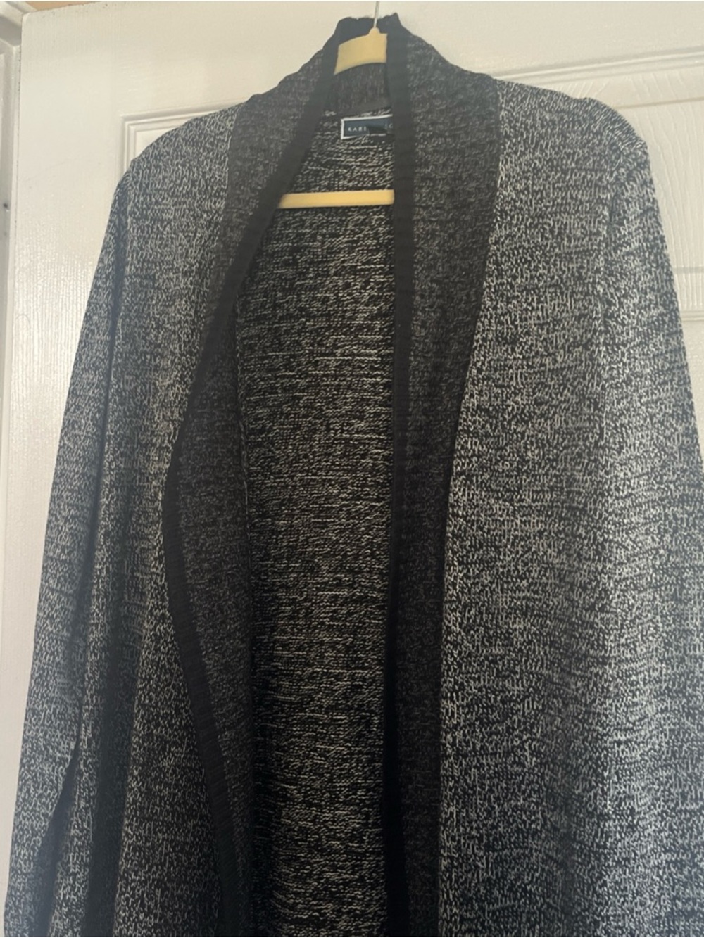 Karen Scott Women’s Open Cardigan Xl Black And White